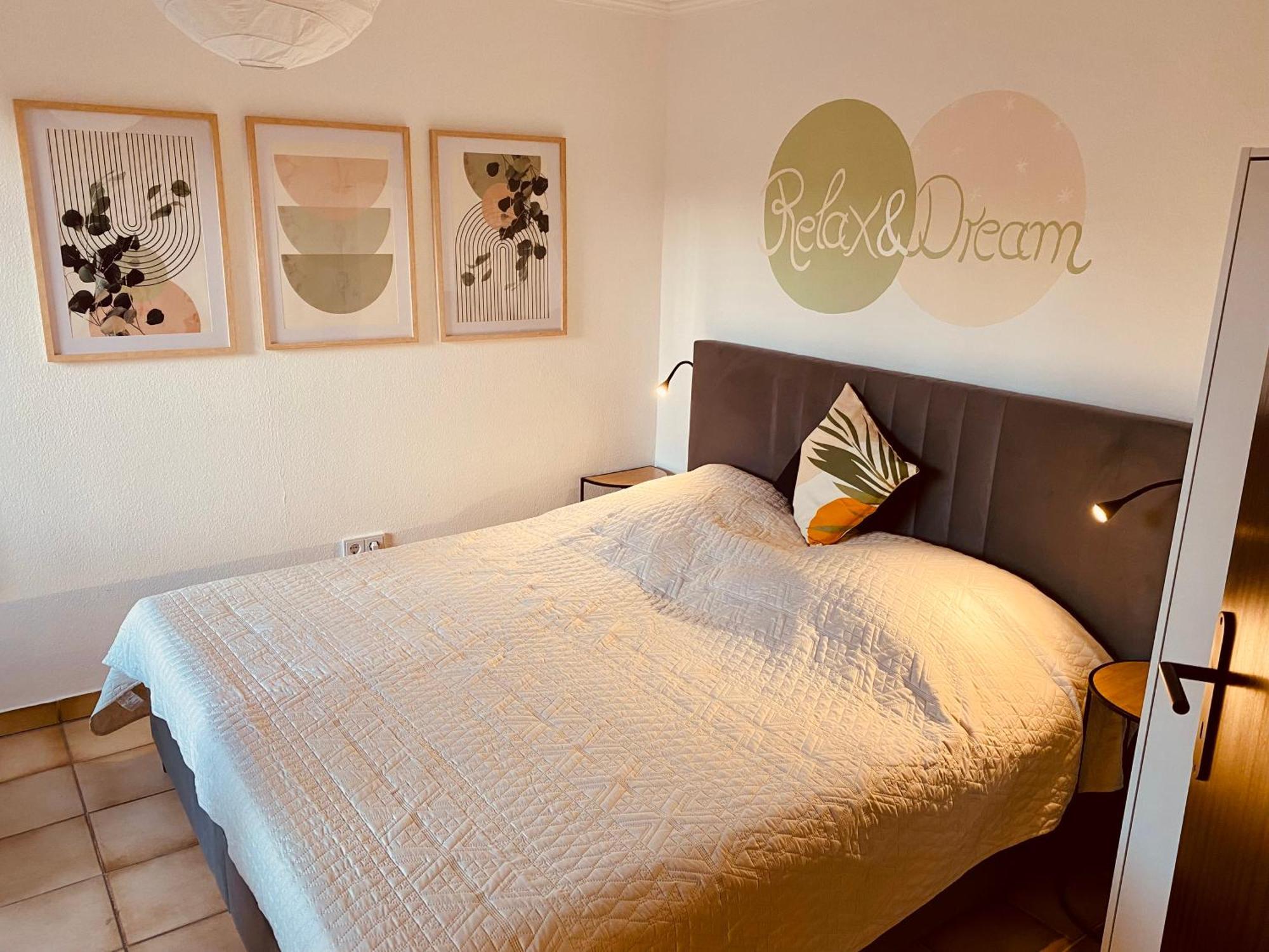 Living With Soul - Appartement Ueber Den Daechern Von Wiesbaden Exterior photo